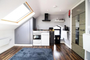 Chic & Trendy Studio